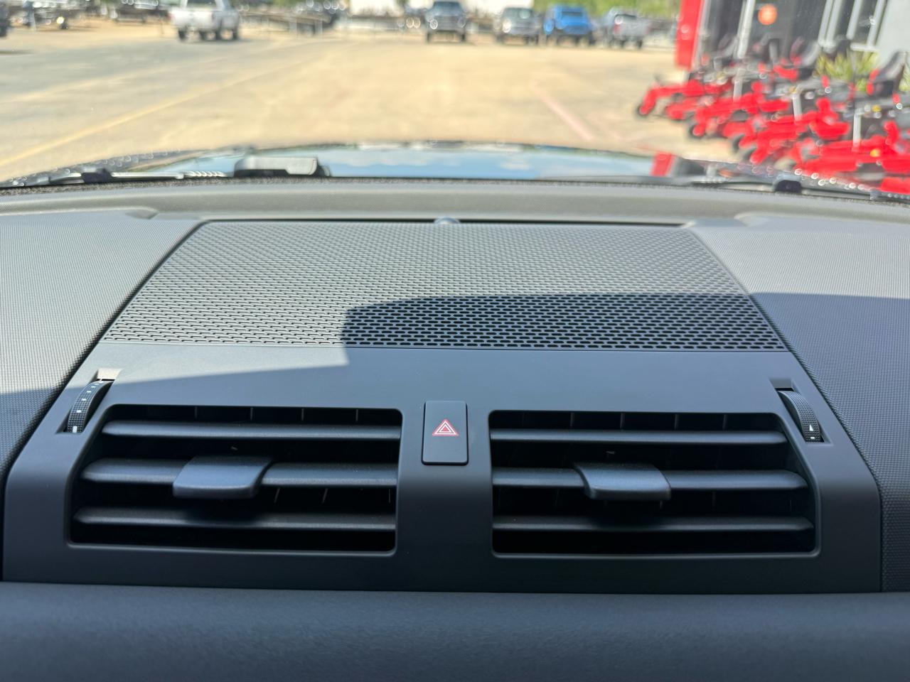 Land Rover Defender  2022