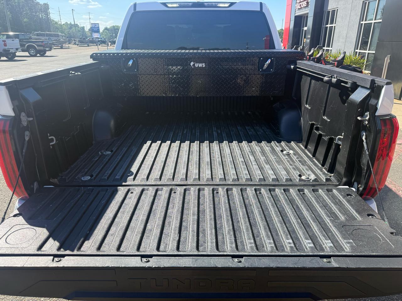 Toyota Tundra 4WD Limited Hybrid CrewMax 5.5' Bed (Natl) 2022