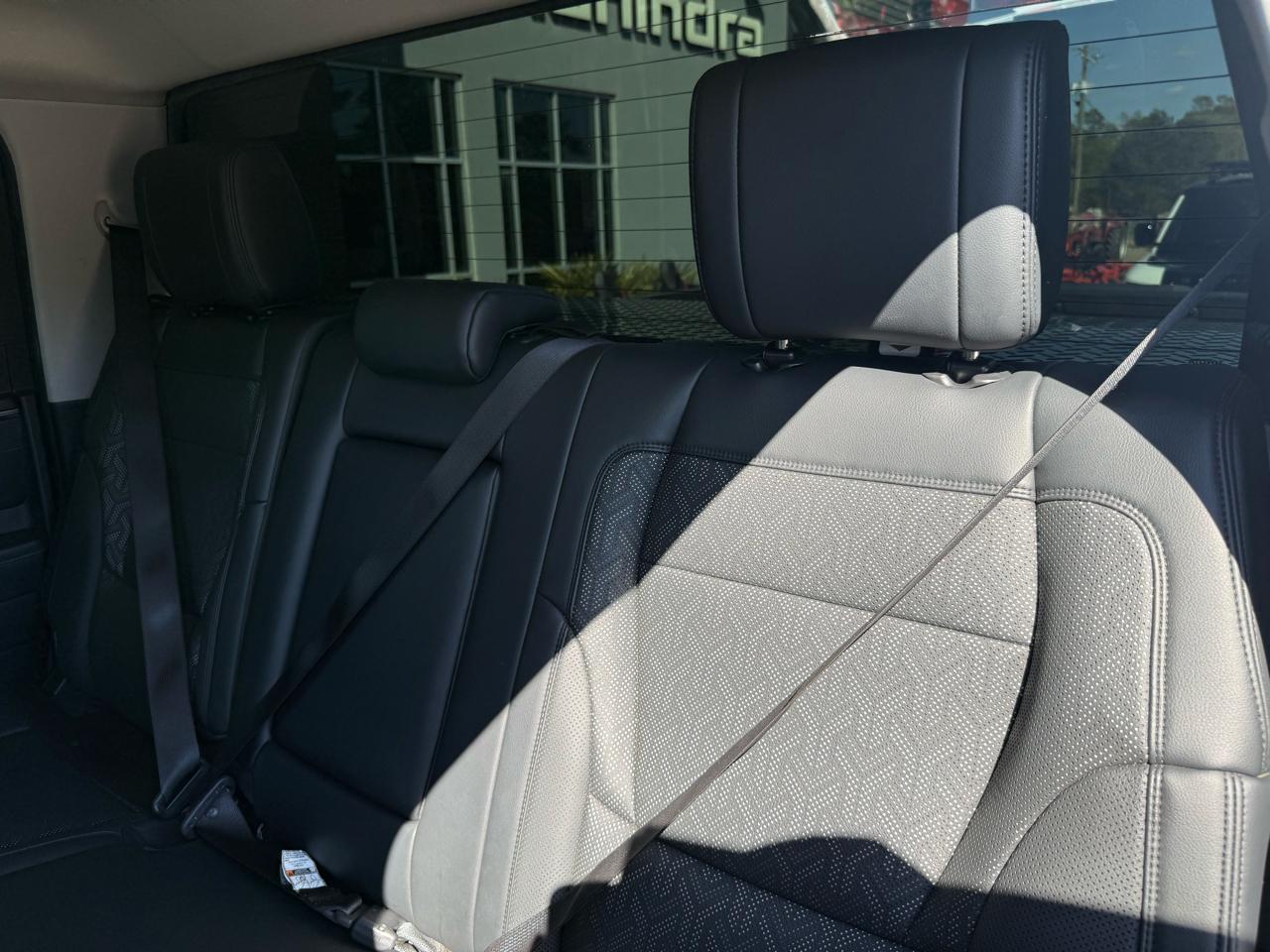 Toyota Tundra 4WD Limited Hybrid CrewMax 5.5' Bed (Natl) 2022