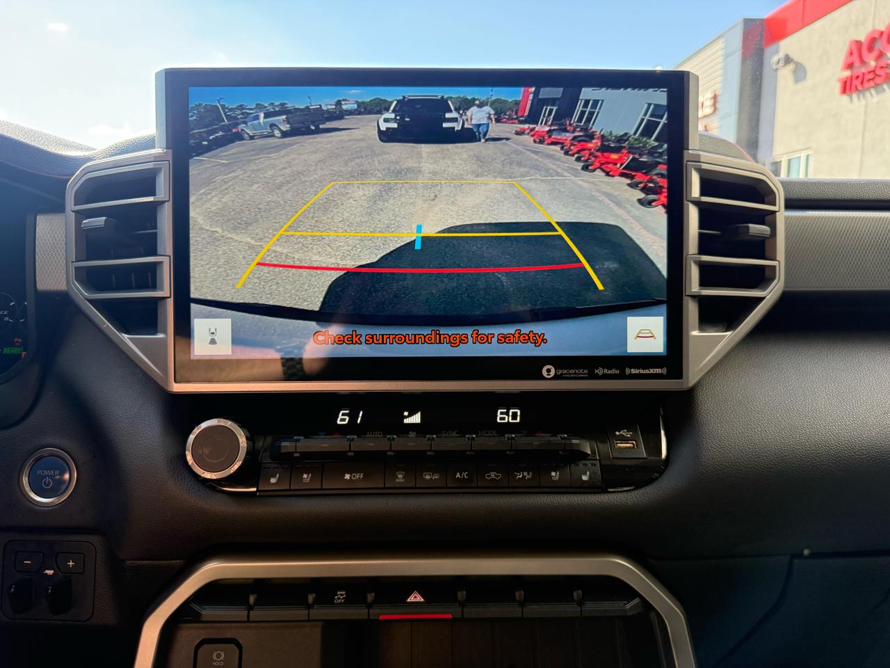 Toyota Tundra 4WD Limited Hybrid CrewMax 5.5' Bed (Natl) 2022