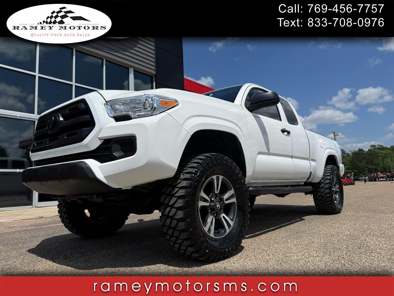 2017 Toyota Tacoma SR EXTENDED CAB 4WD