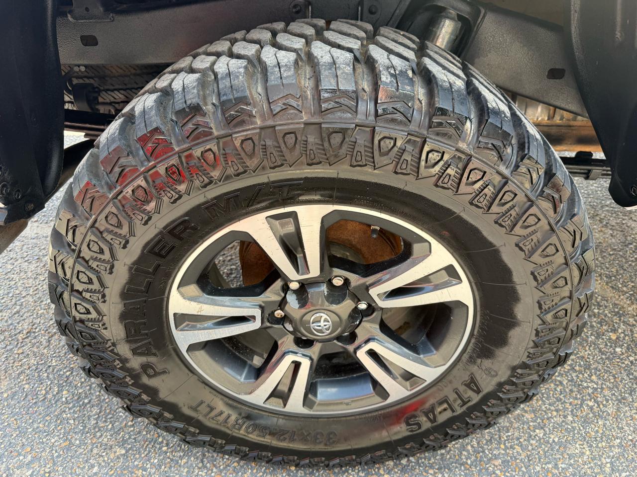 Toyota Tacoma  2017