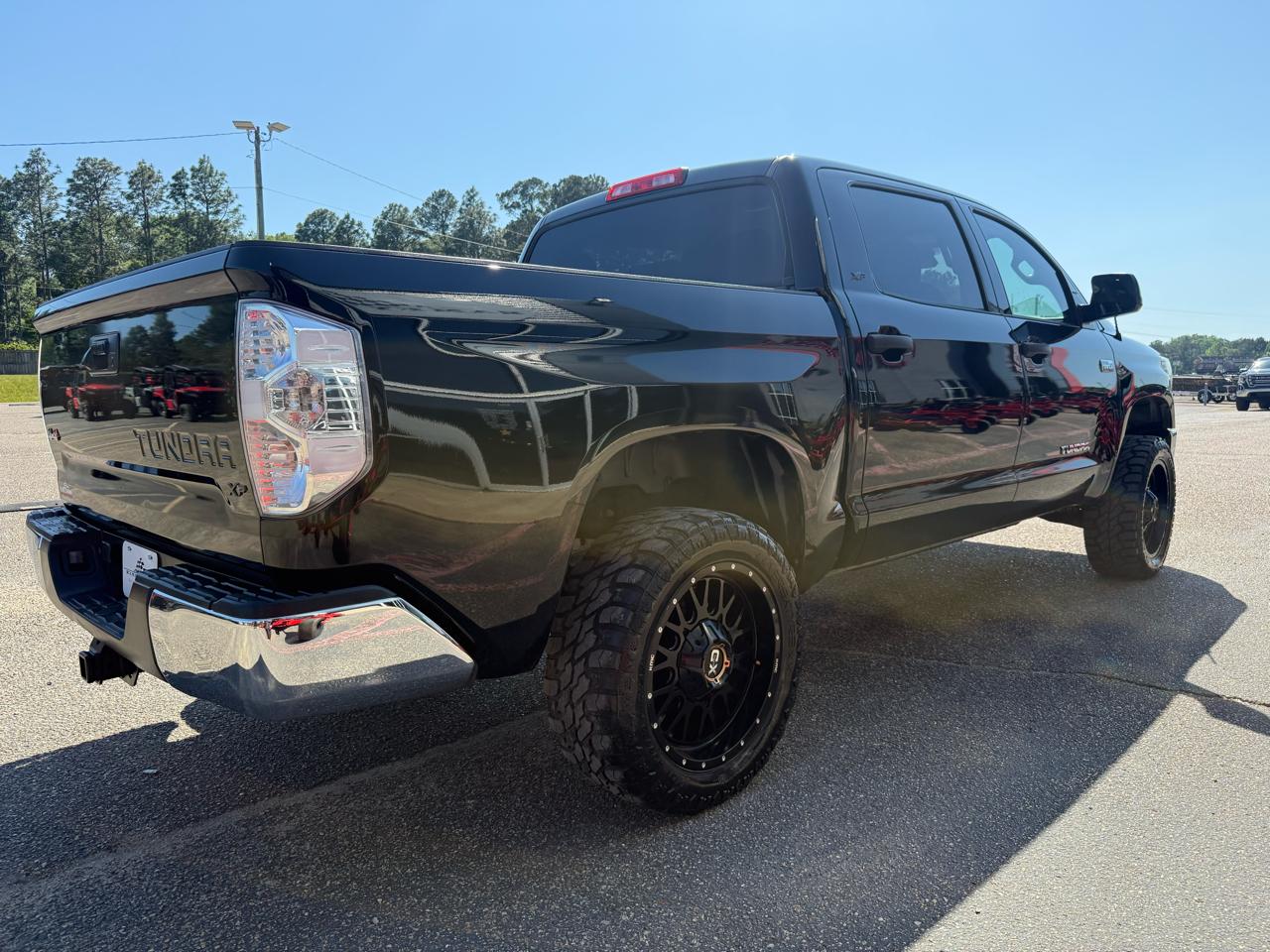 Toyota Tundra 4WD  2018