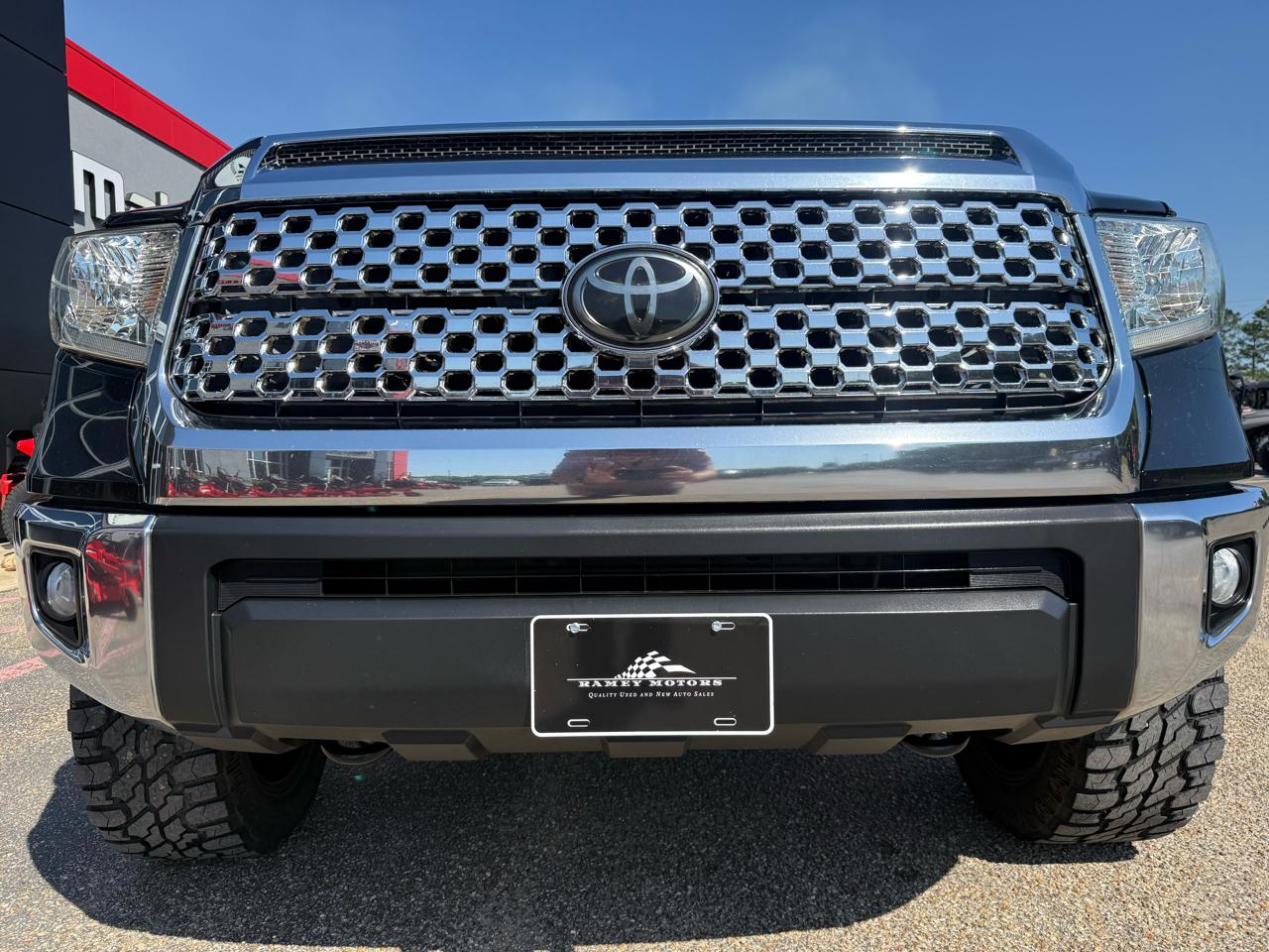 Toyota Tundra 4WD  2018