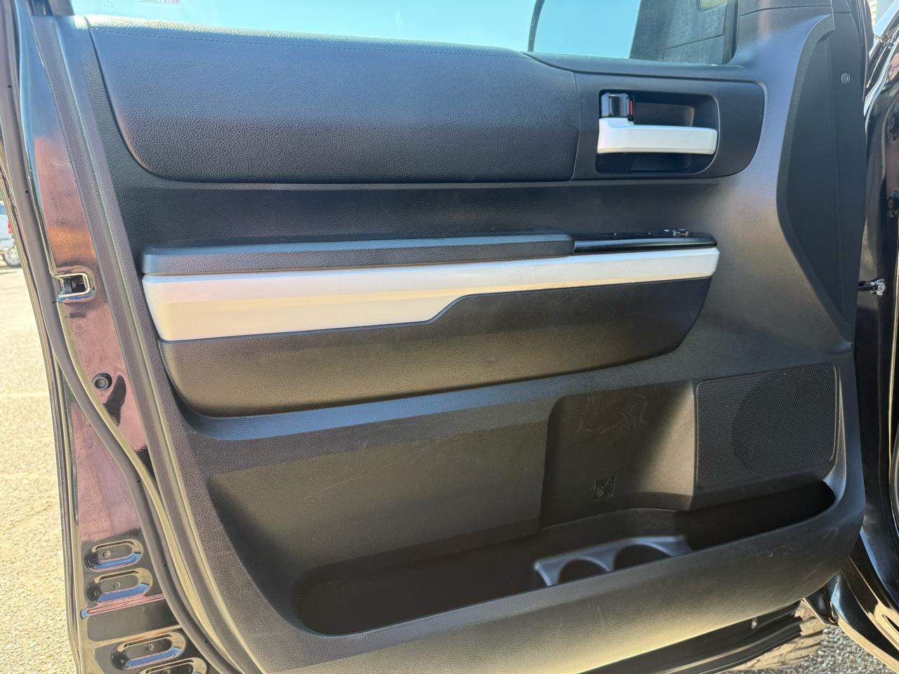 Toyota Tundra 4WD  2018