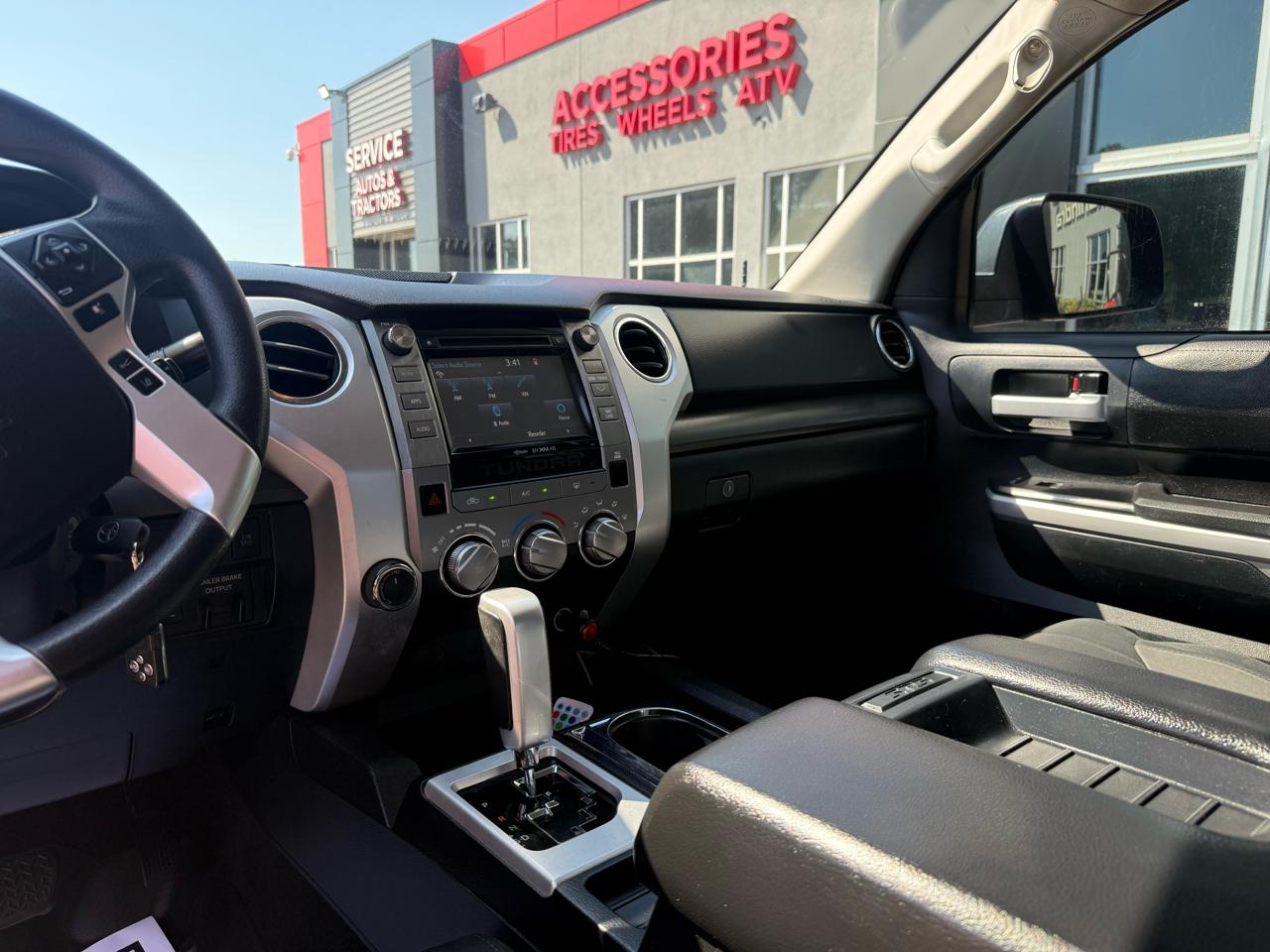Toyota Tundra 4WD  2018
