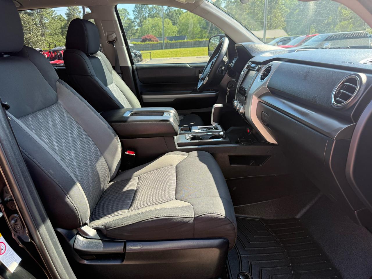 Toyota Tundra 4WD  2018