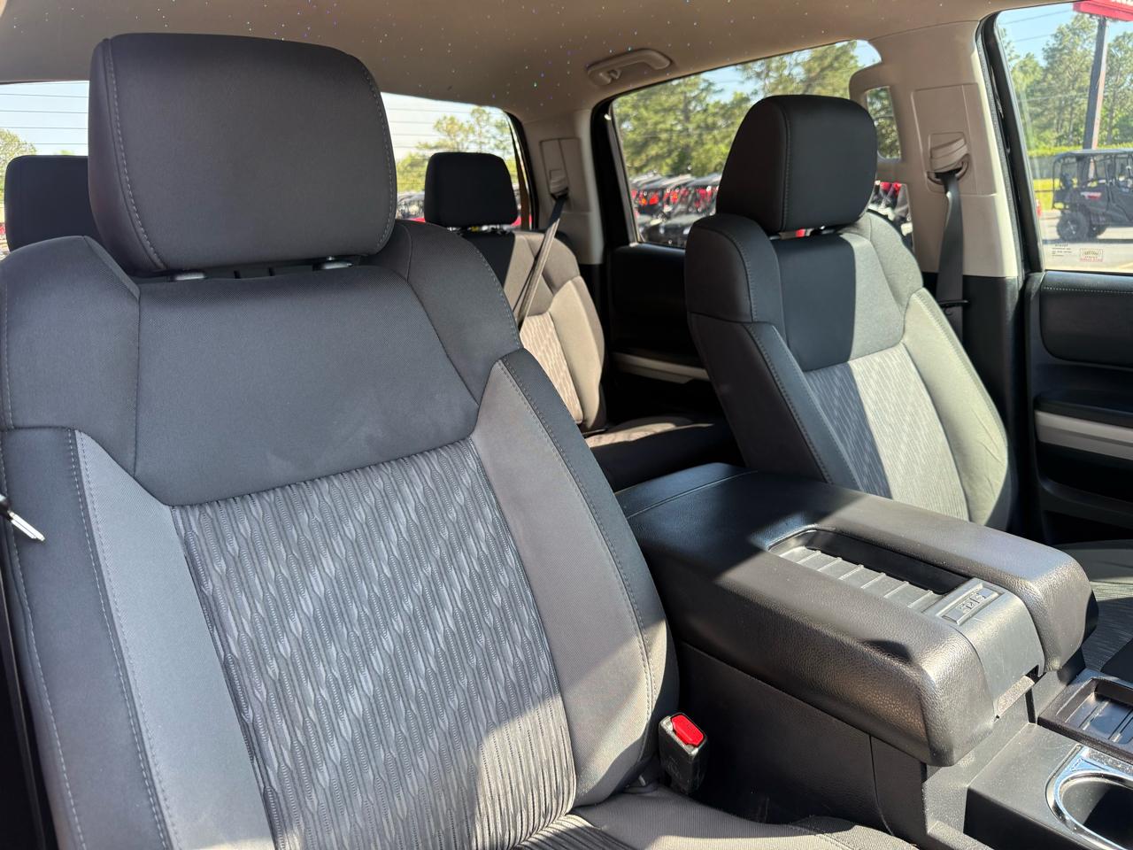Toyota Tundra 4WD  2018