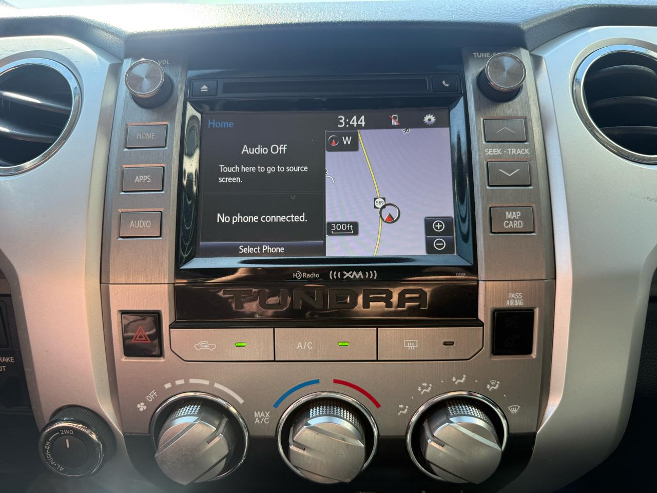Toyota Tundra 4WD  2018