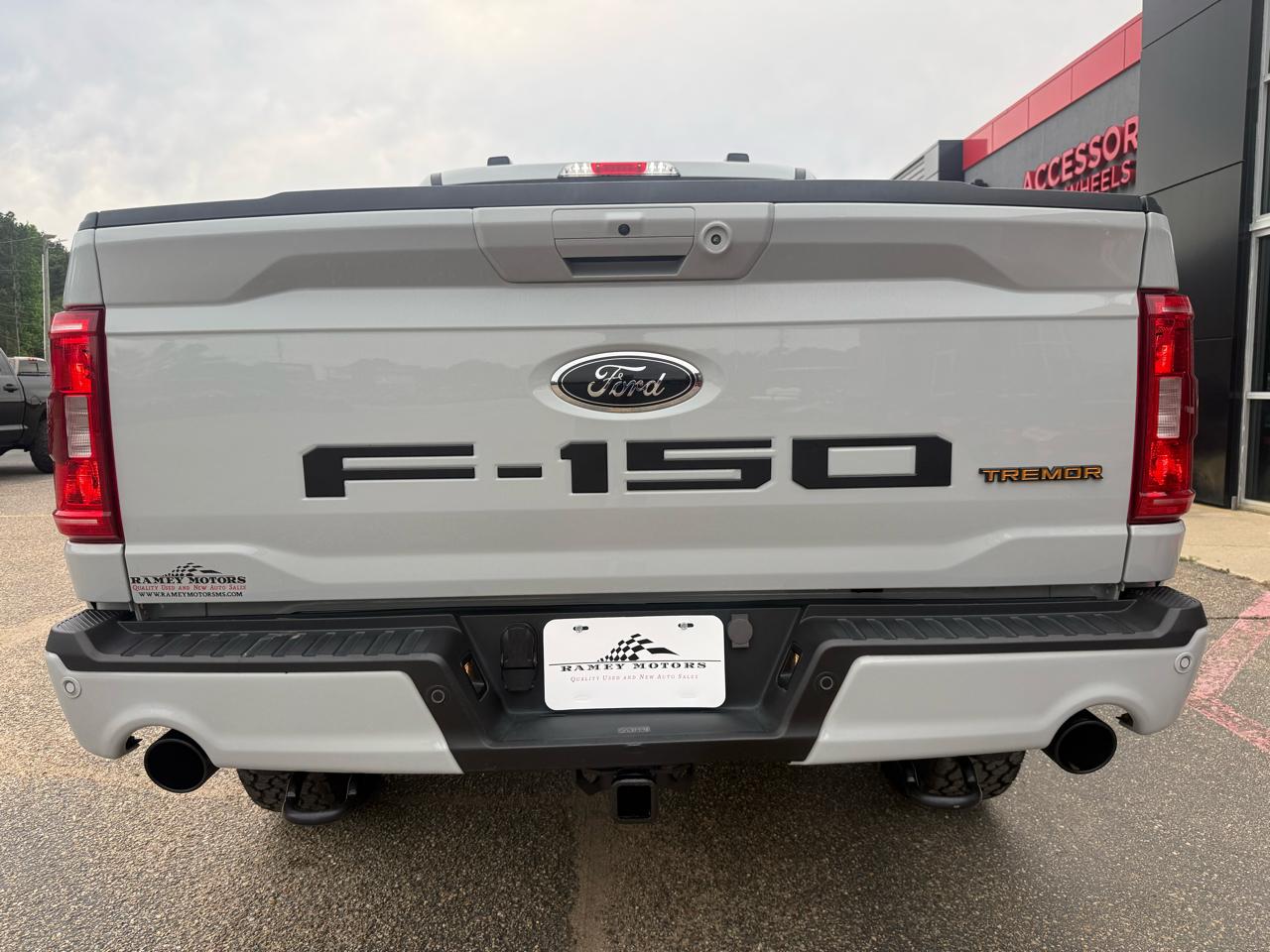 Ford F-150  2023