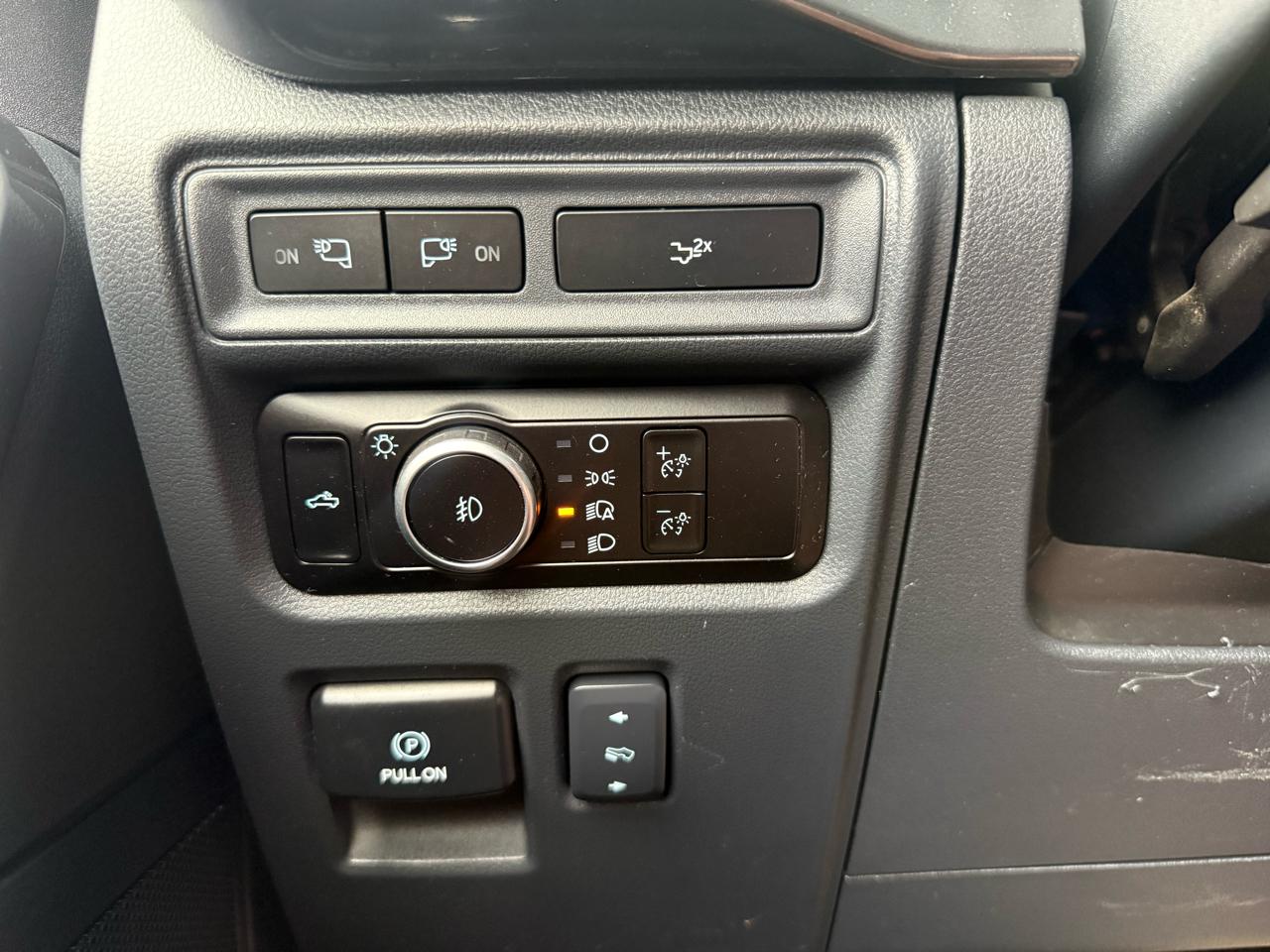 Ford F-150  2023