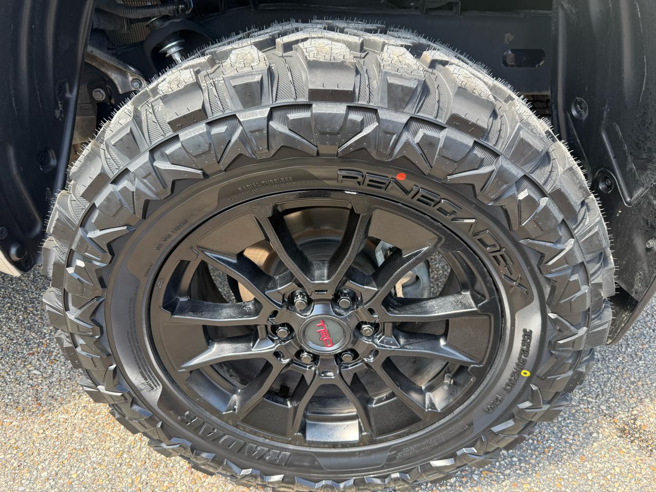 Toyota Tundra 4WD  2023
