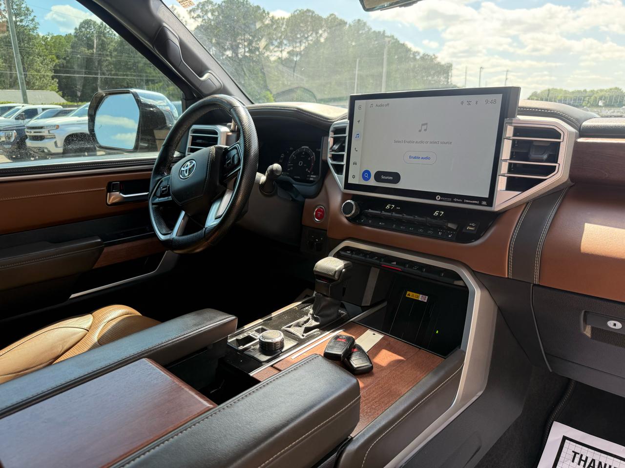 Toyota Tundra 4WD  2023