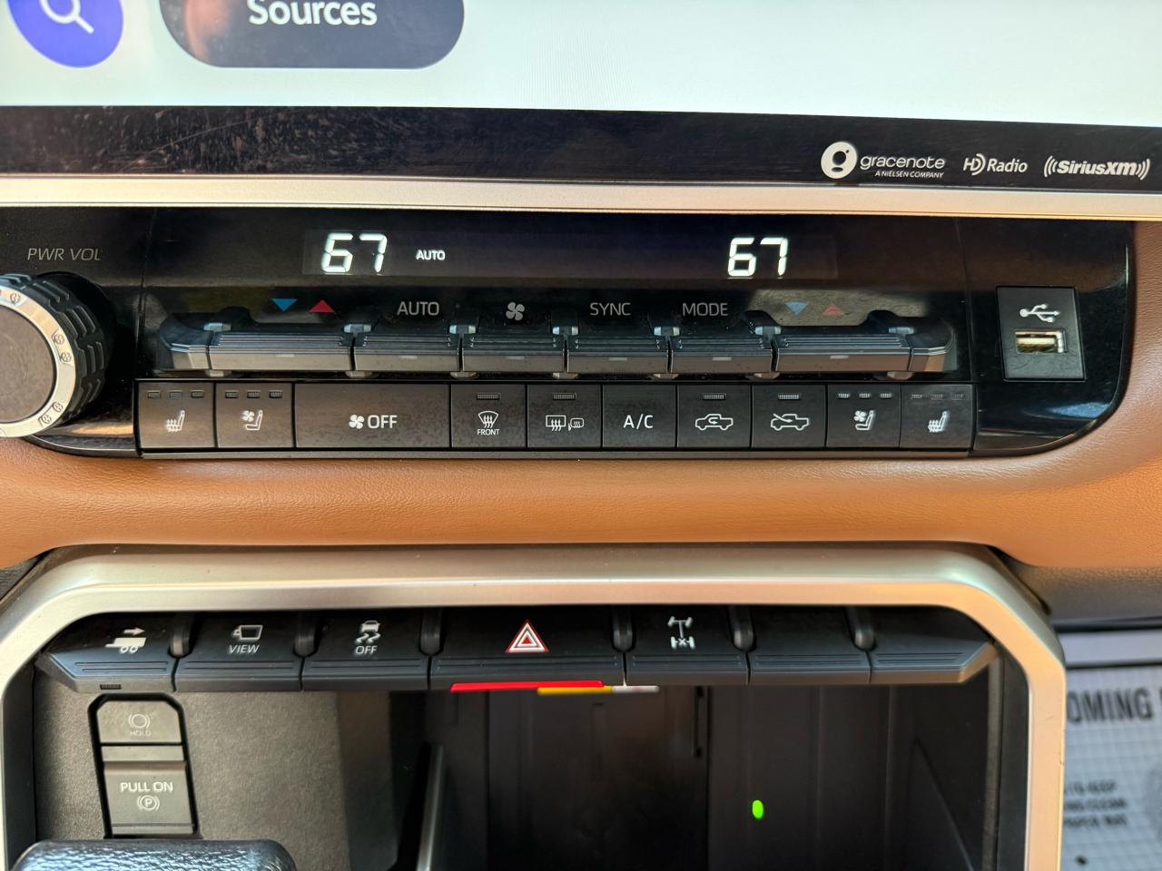 Toyota Tundra 4WD  2023