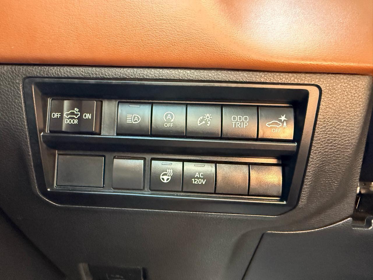Toyota Tundra 4WD  2023