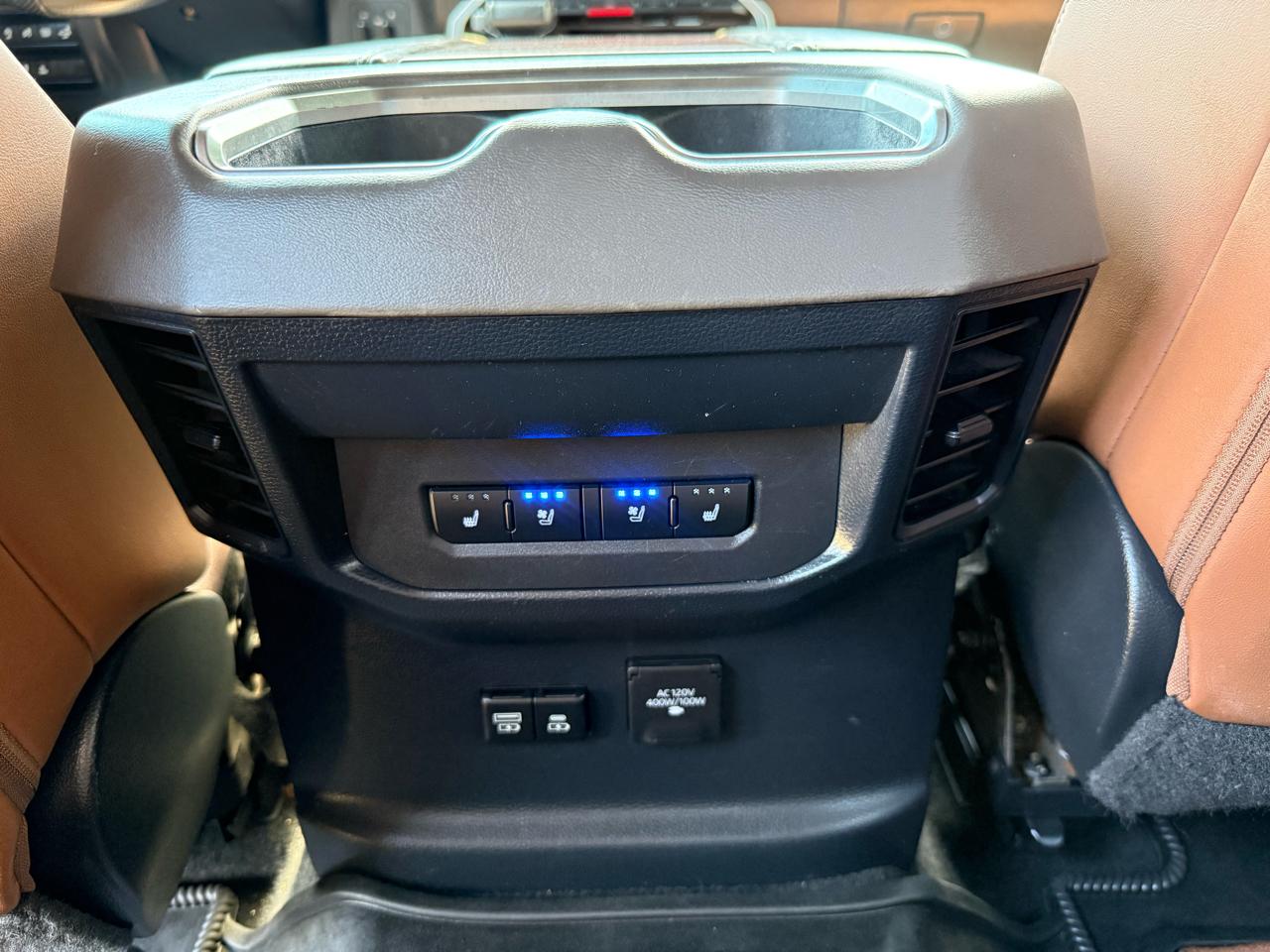 Toyota Tundra 4WD  2023