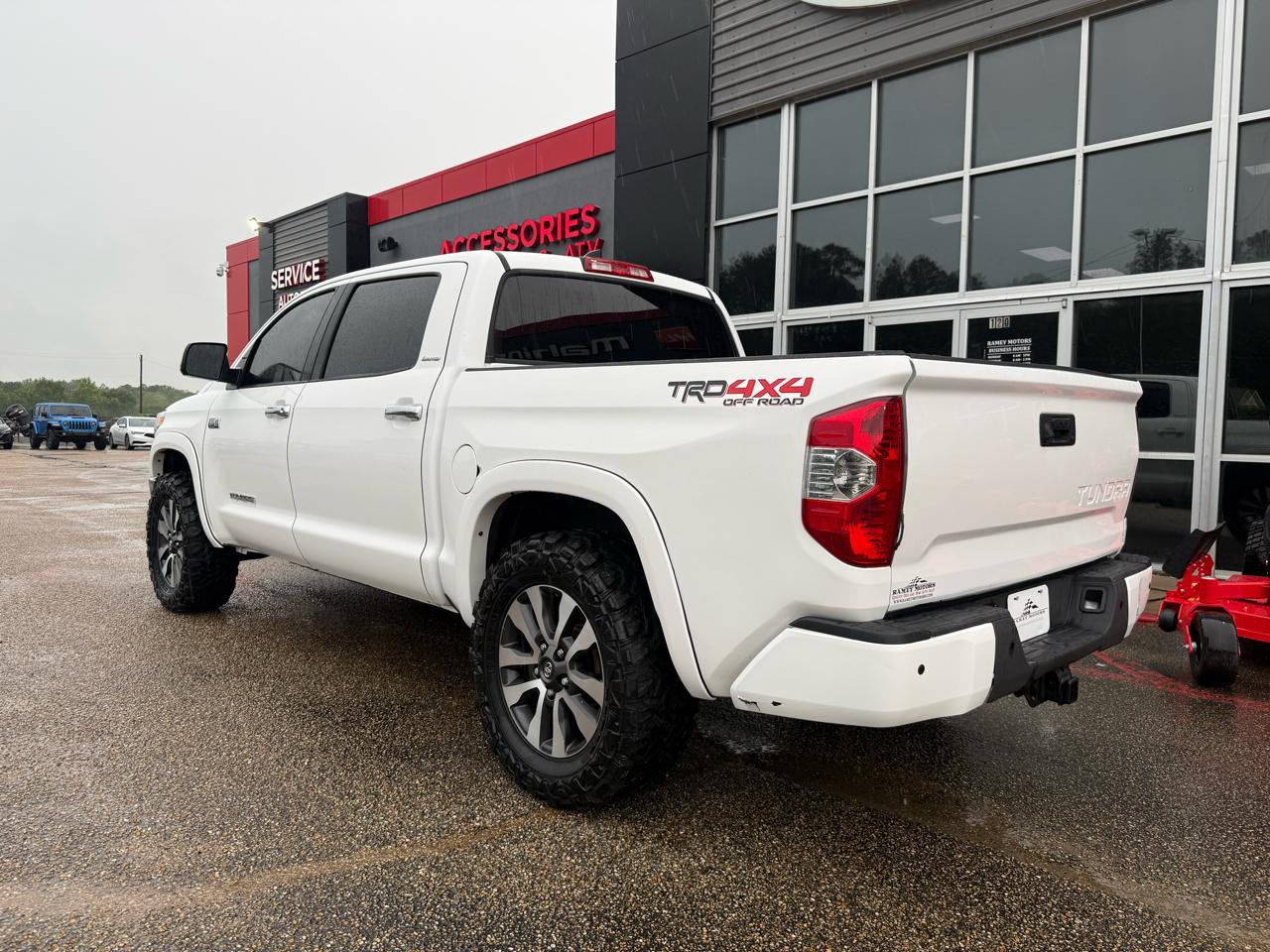 Toyota Tundra 4WD  2020