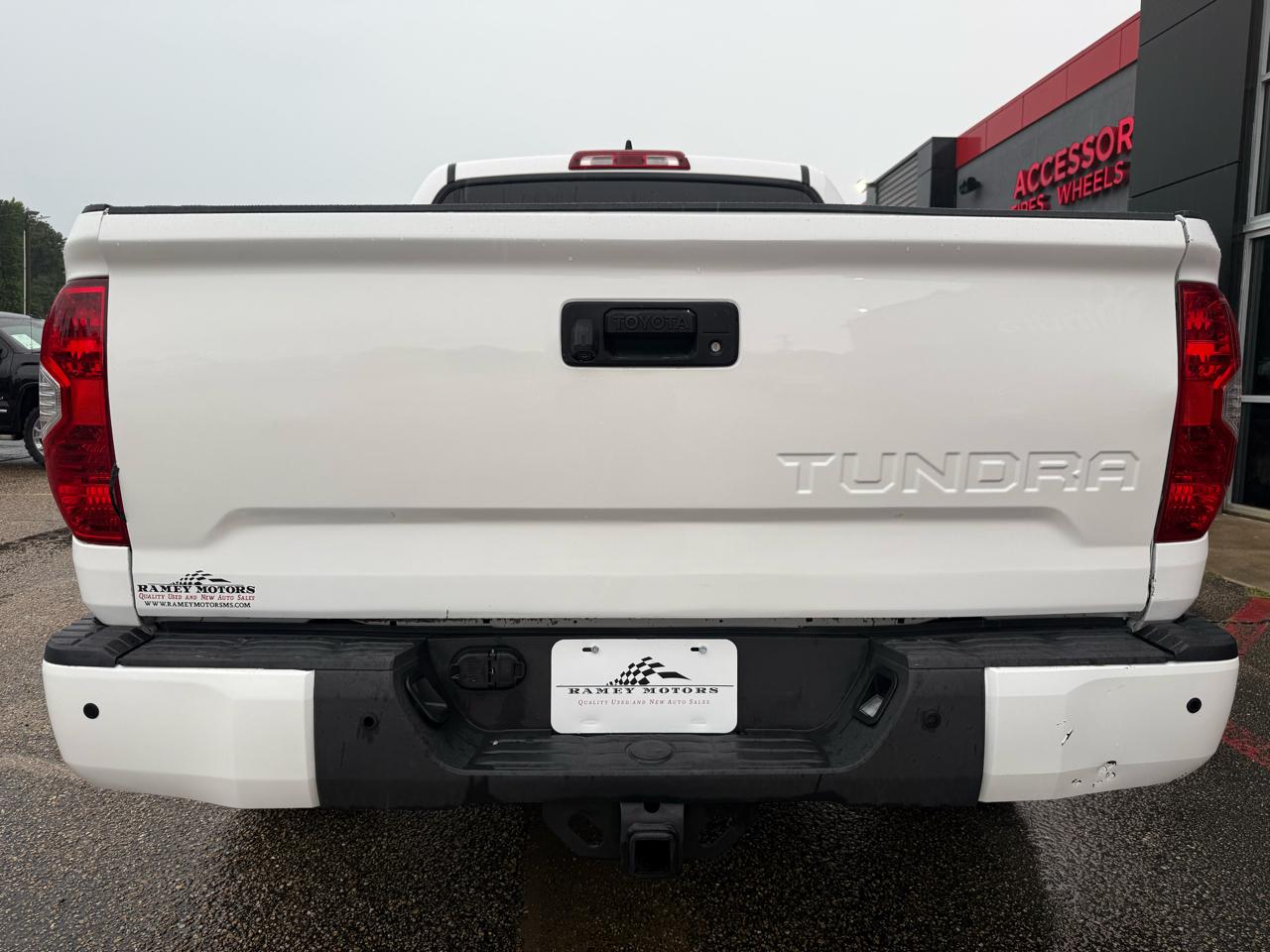 Toyota Tundra 4WD  2020