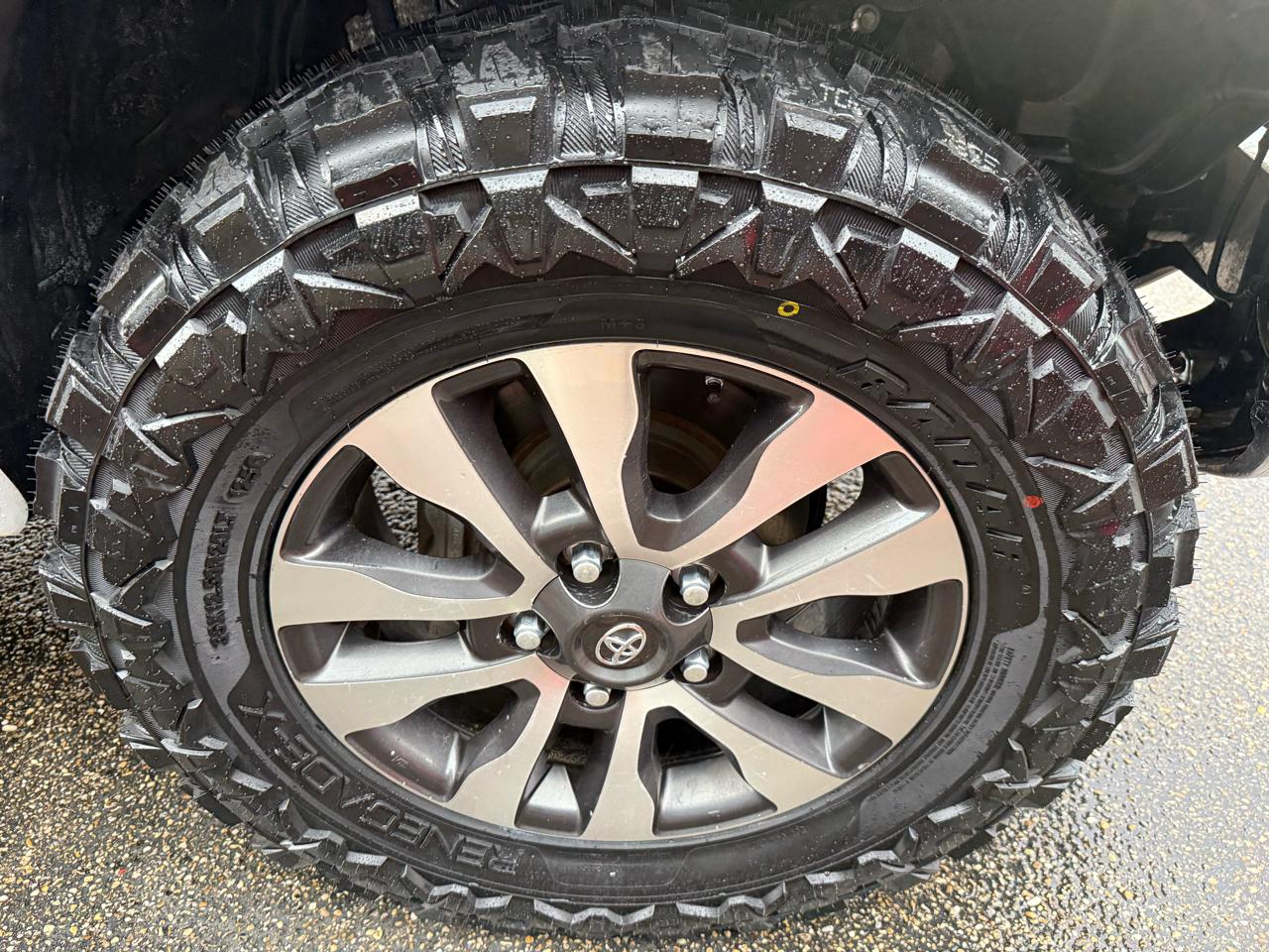 Toyota Tundra 4WD  2020
