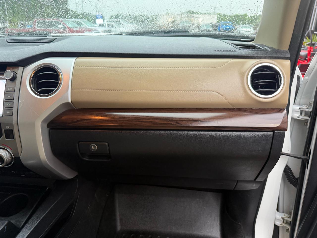 Toyota Tundra 4WD  2020