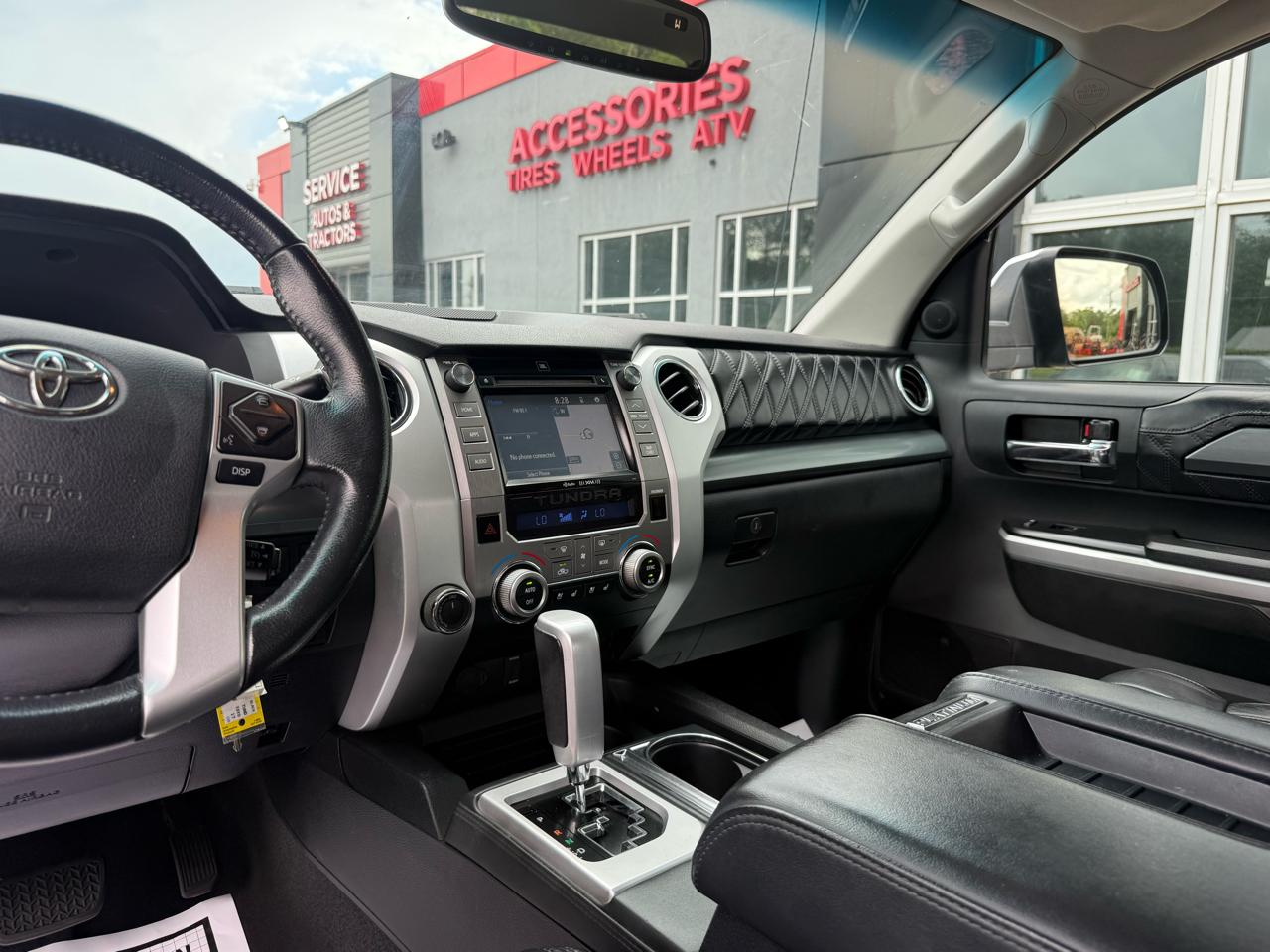 Toyota Tundra 4WD  2017