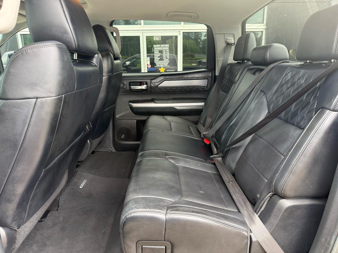 Toyota Tundra 4WD  2017