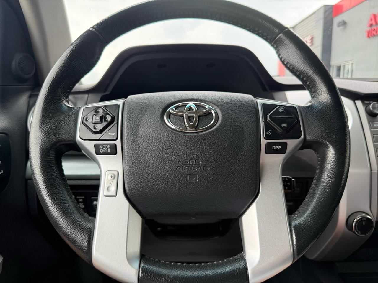 Toyota Tundra 4WD  2017