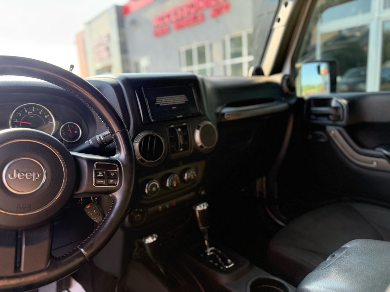 Jeep Wrangler  2014