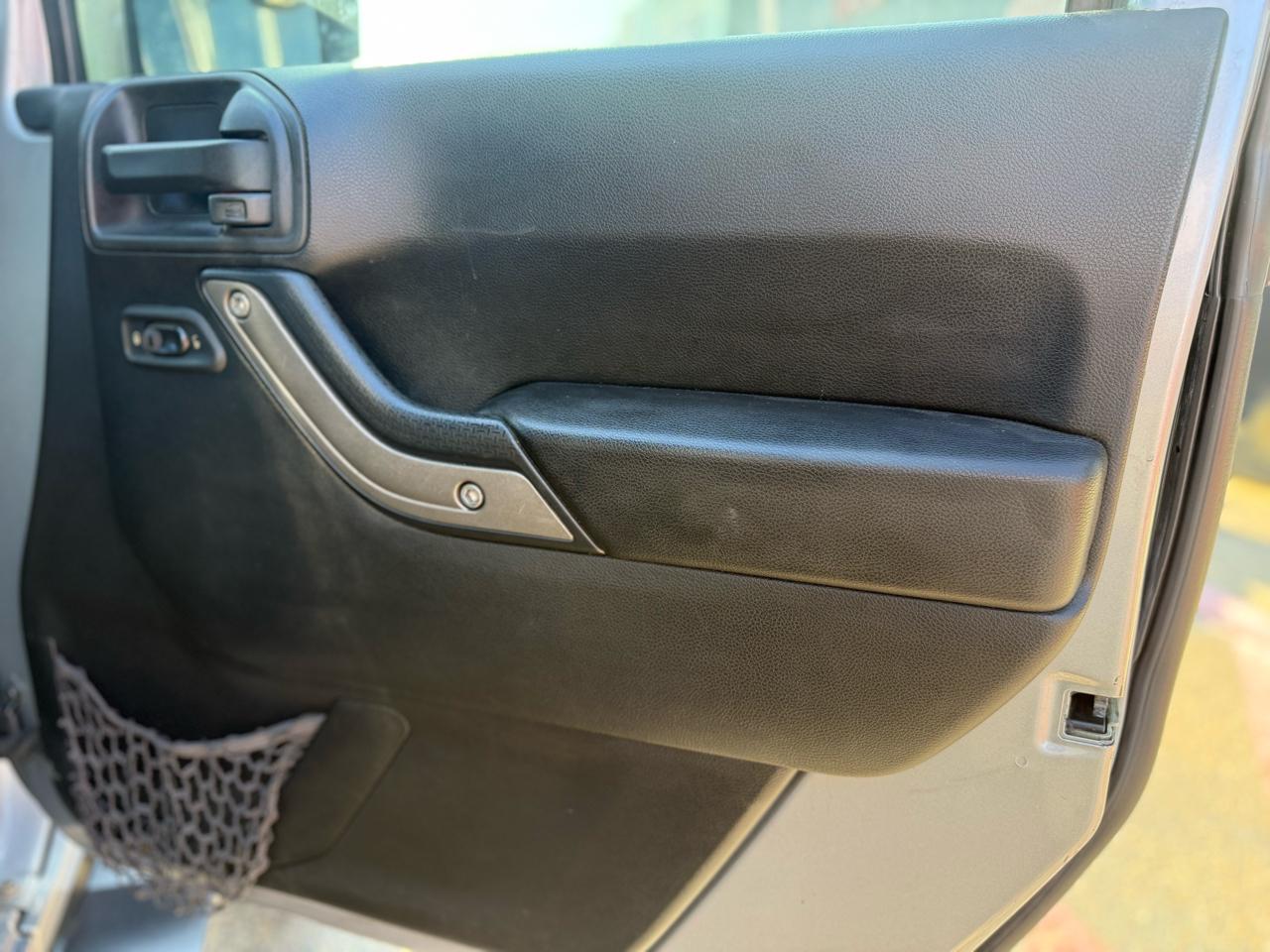 Jeep Wrangler  2014