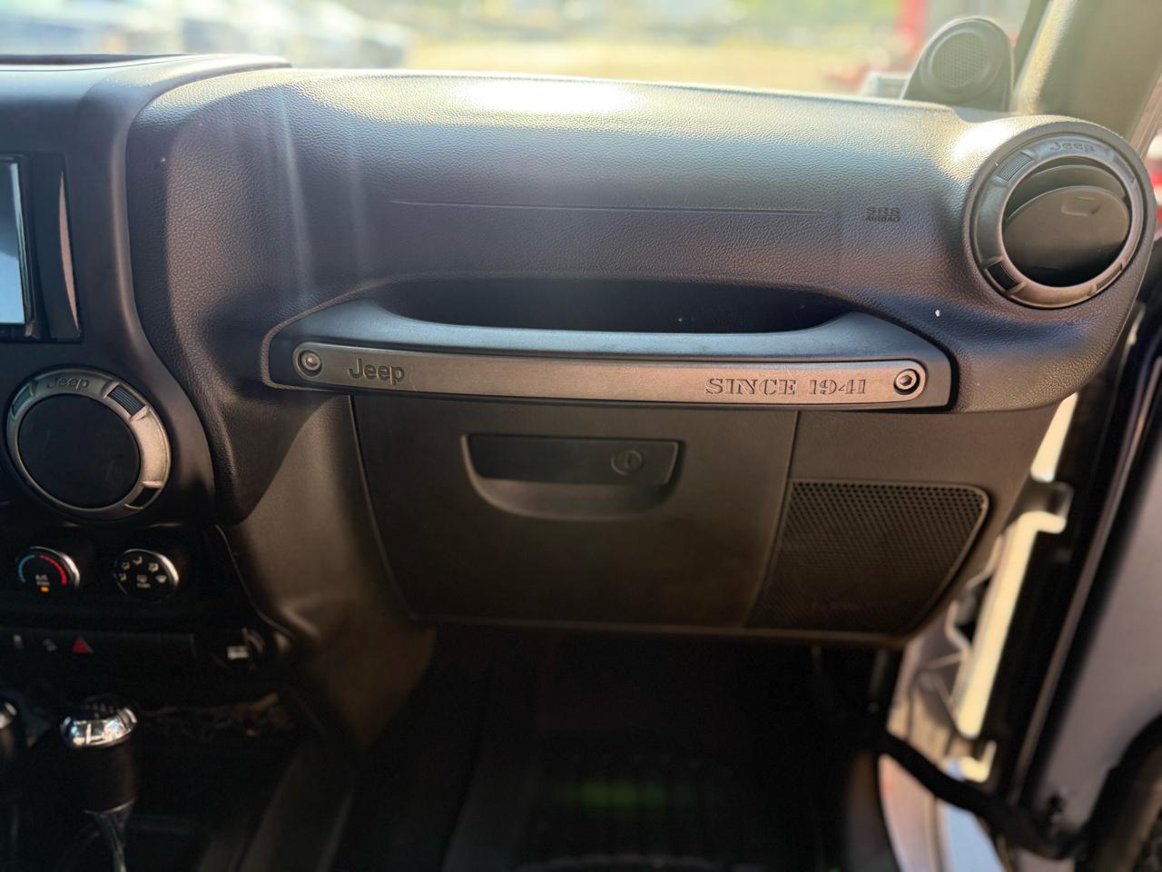 Jeep Wrangler  2014