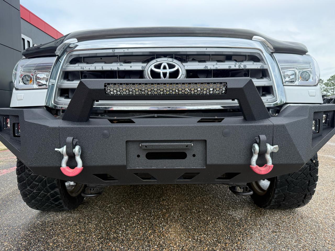 Toyota Sequoia  2011