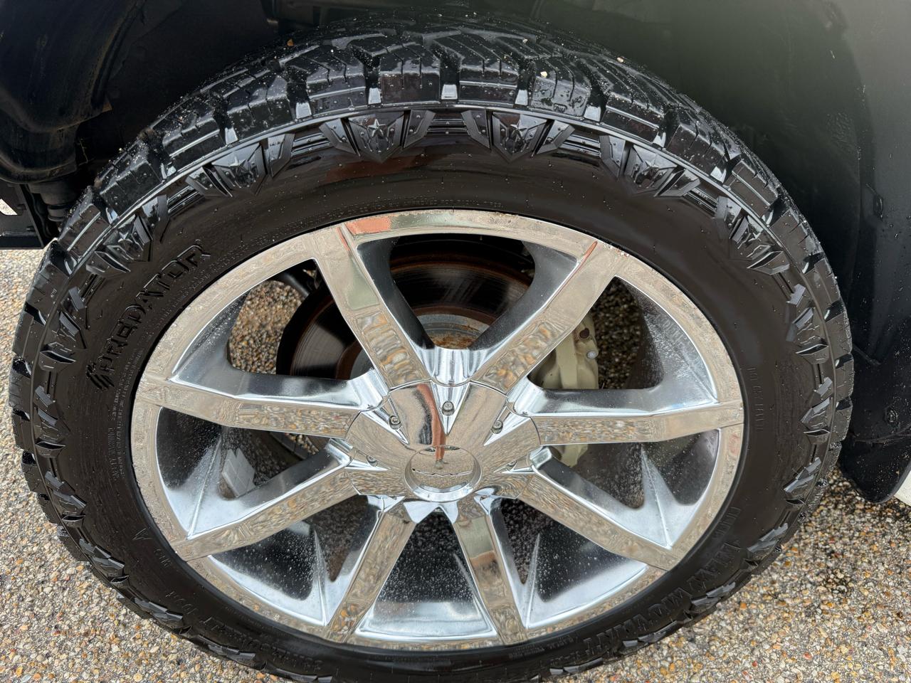 Toyota Sequoia  2011