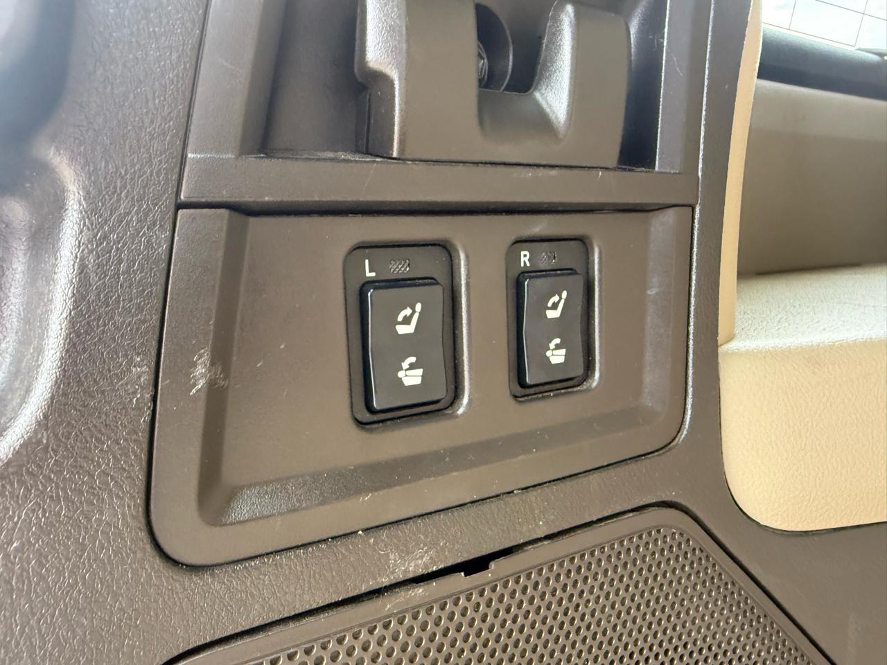 Toyota Sequoia  2011