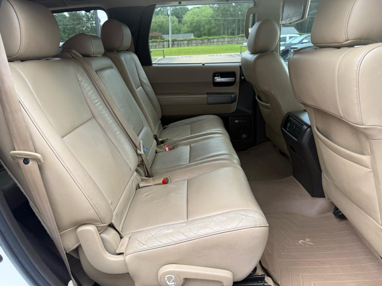 Toyota Sequoia  2011