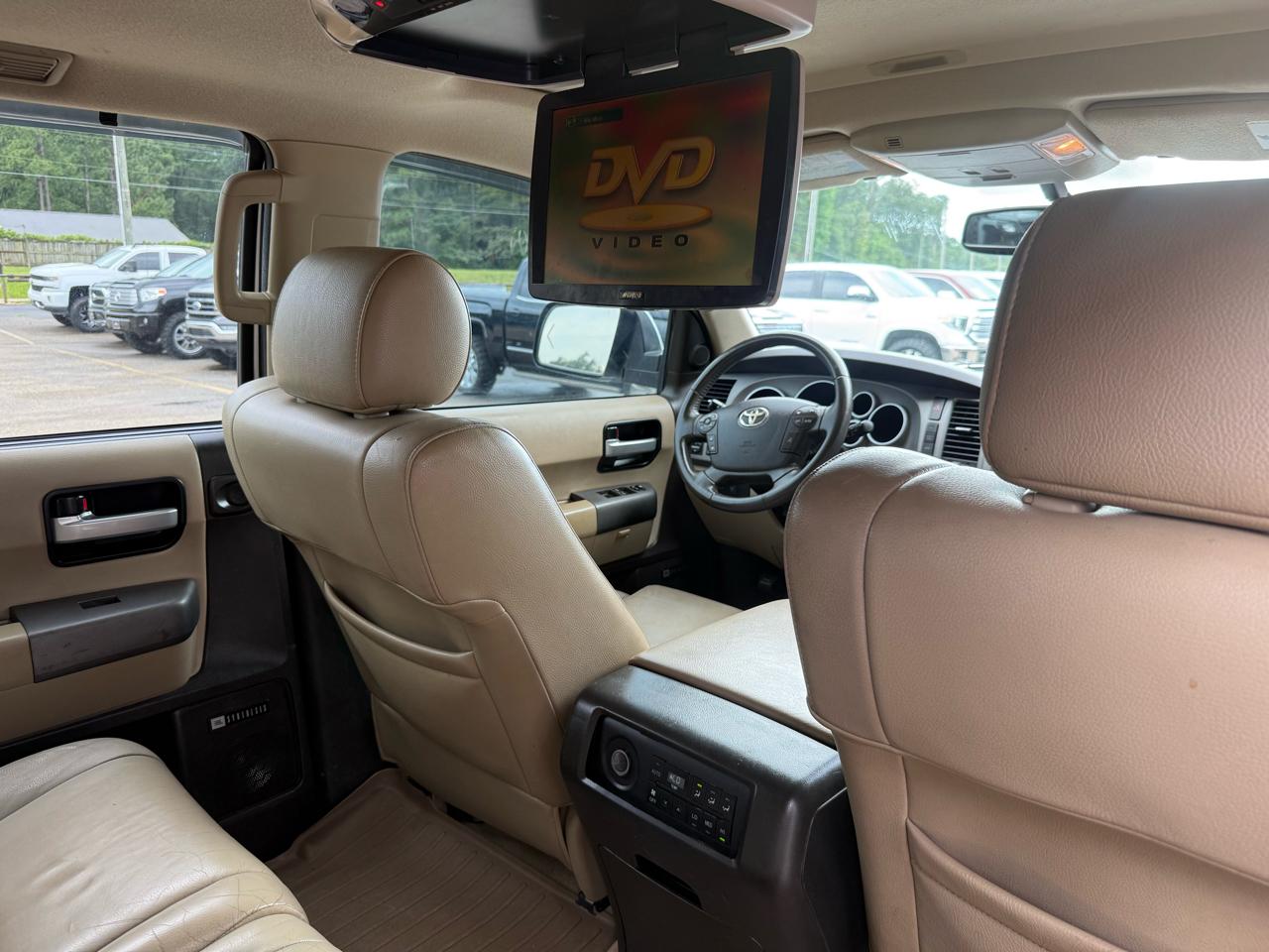 Toyota Sequoia  2011