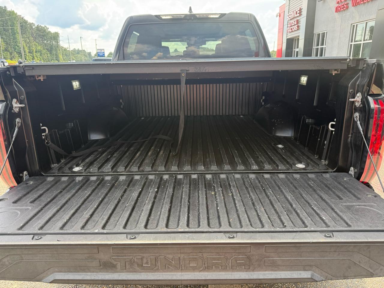 Toyota Tundra 4WD  2022
