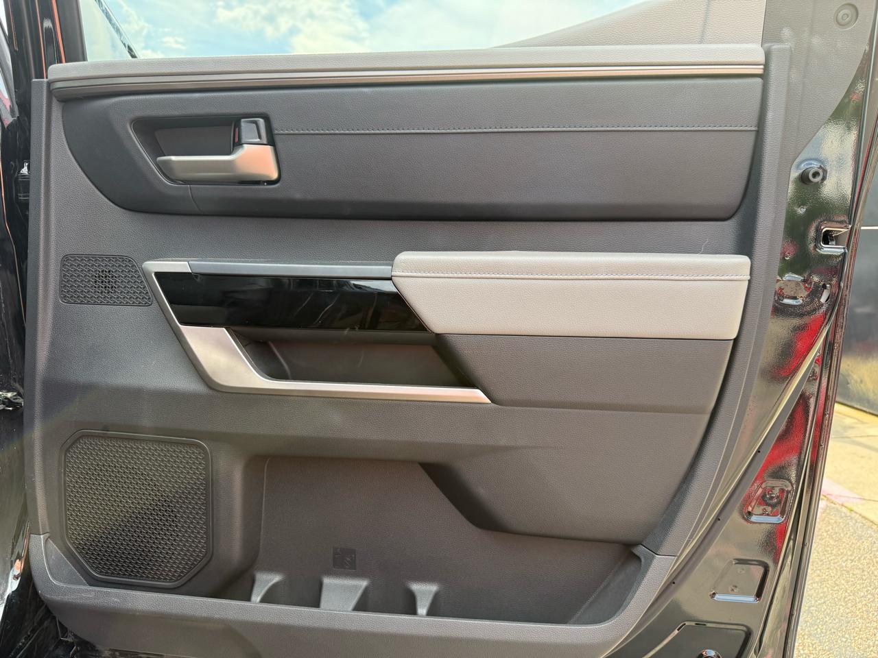 Toyota Tundra 4WD  2022