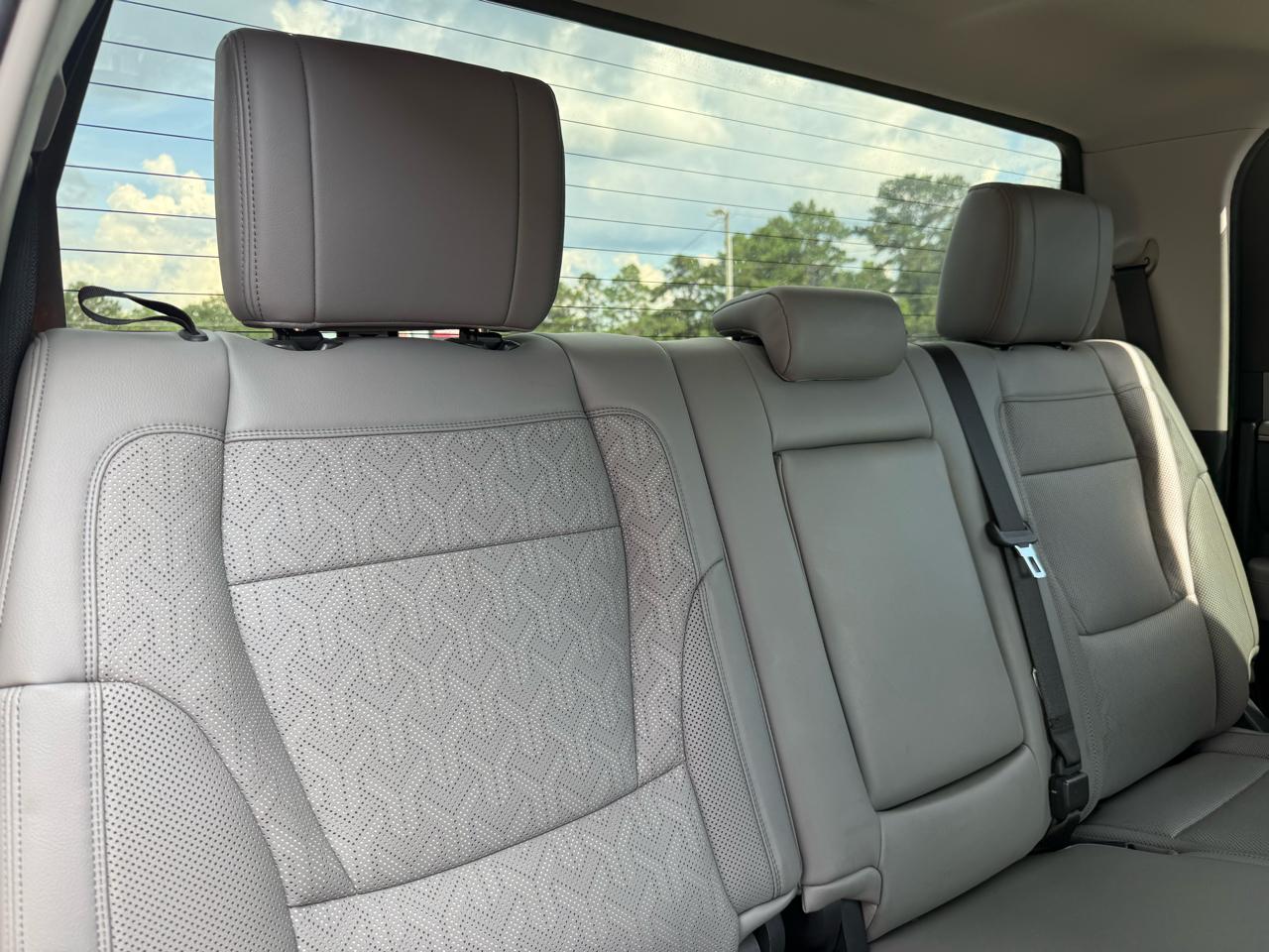 Toyota Tundra 4WD  2022