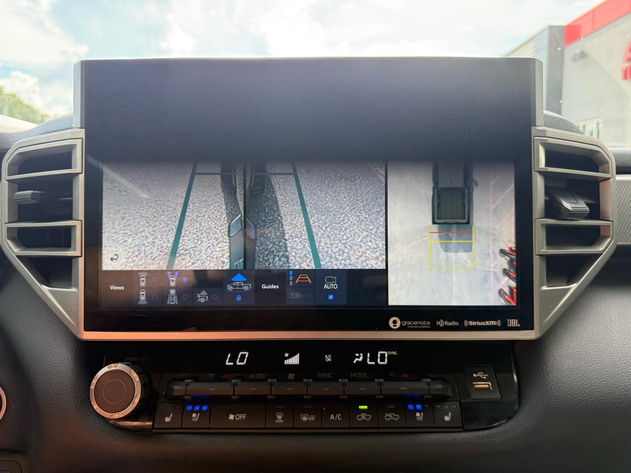 Toyota Tundra 4WD  2022