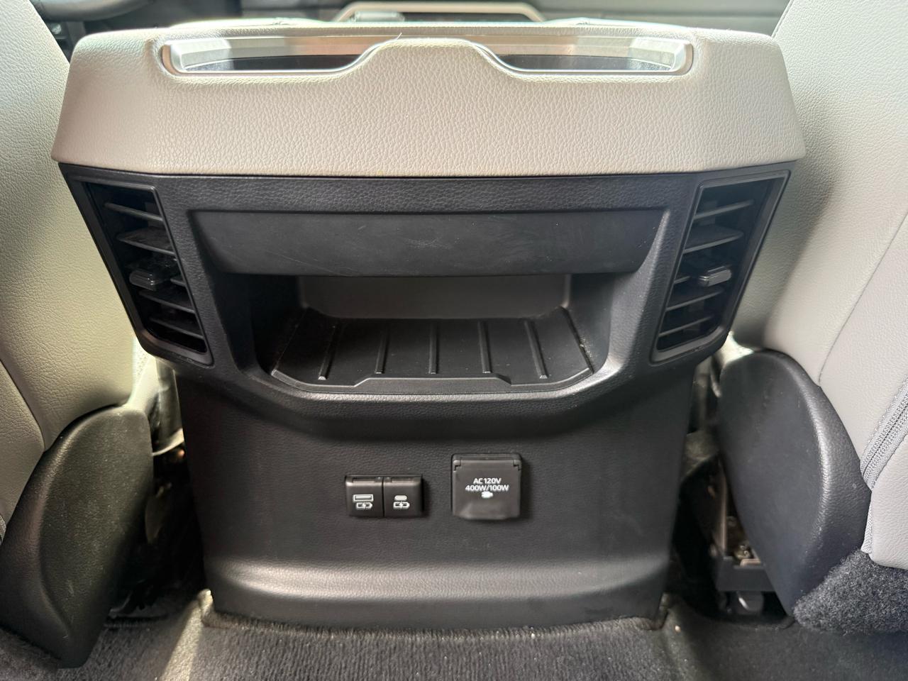 Toyota Tundra 4WD  2022