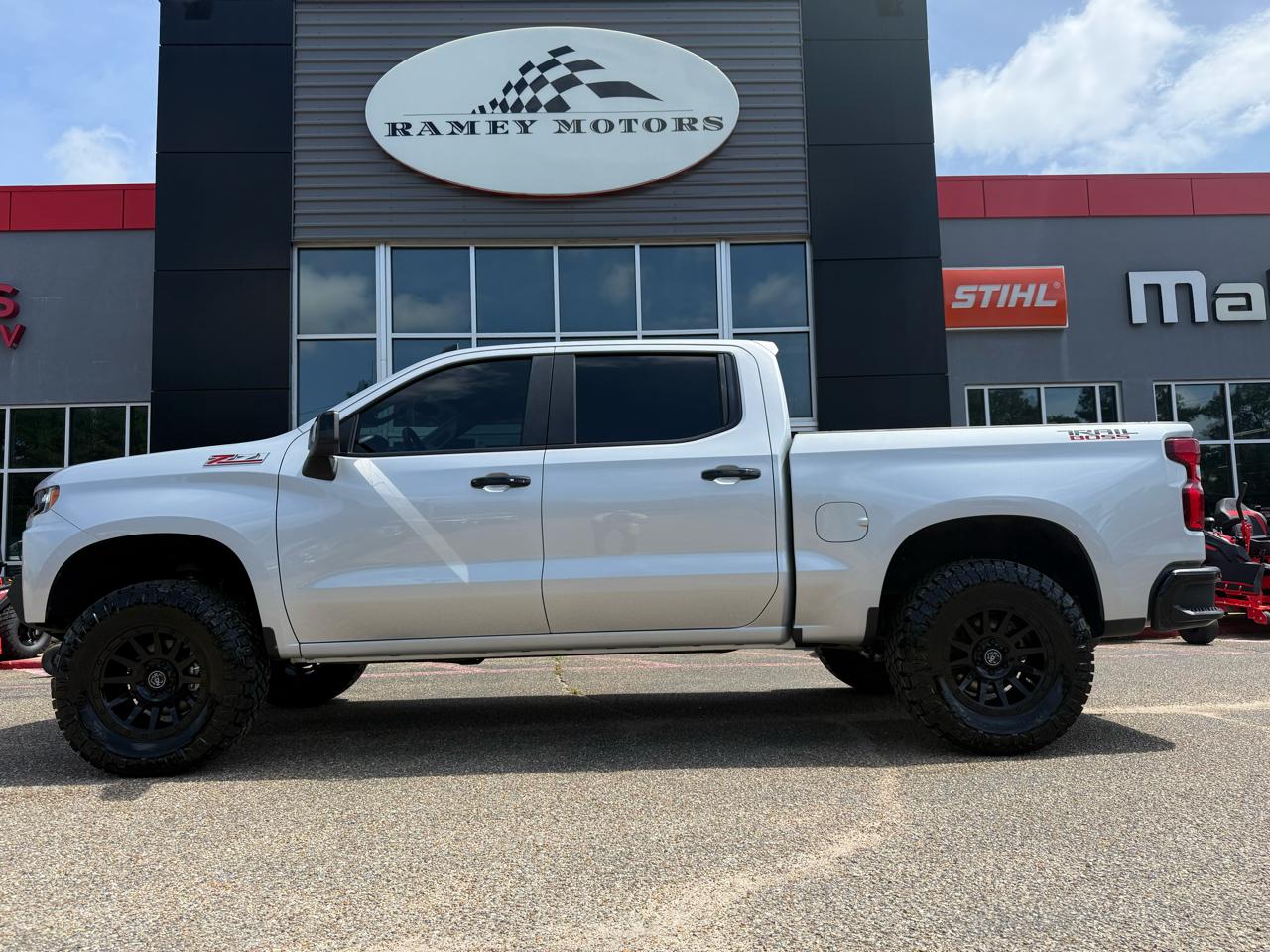 Chevrolet Silverado 1500  2020