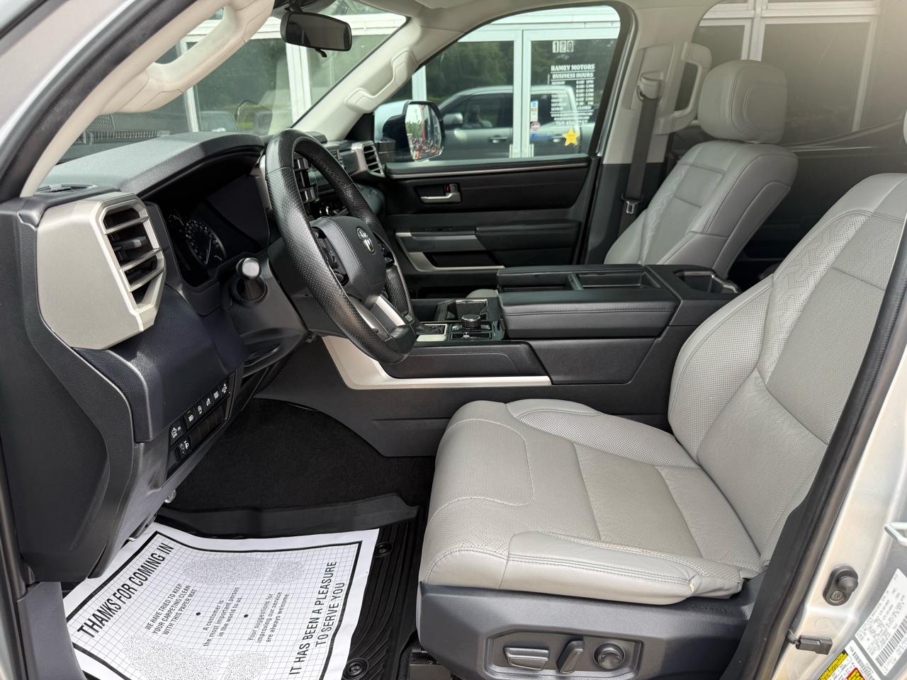 Toyota Tundra 4WD  2023