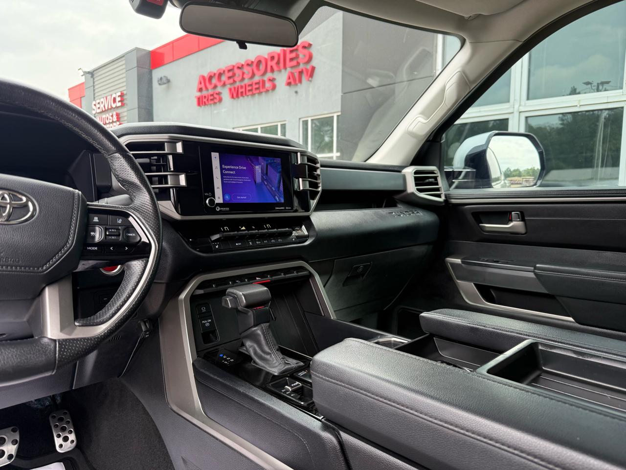 Toyota Tundra 4WD  2023