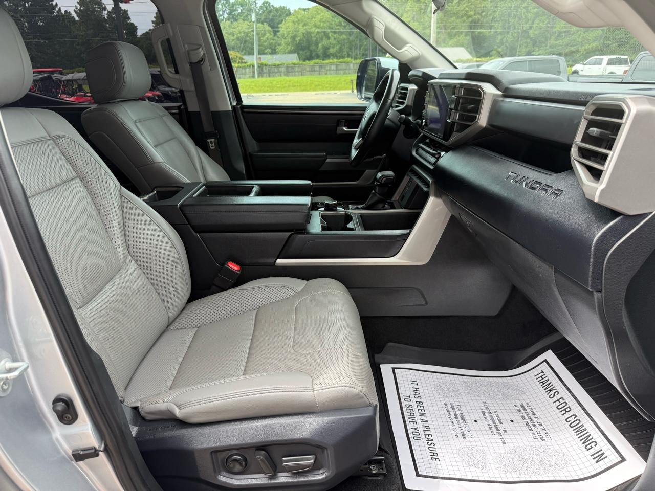 Toyota Tundra 4WD  2023