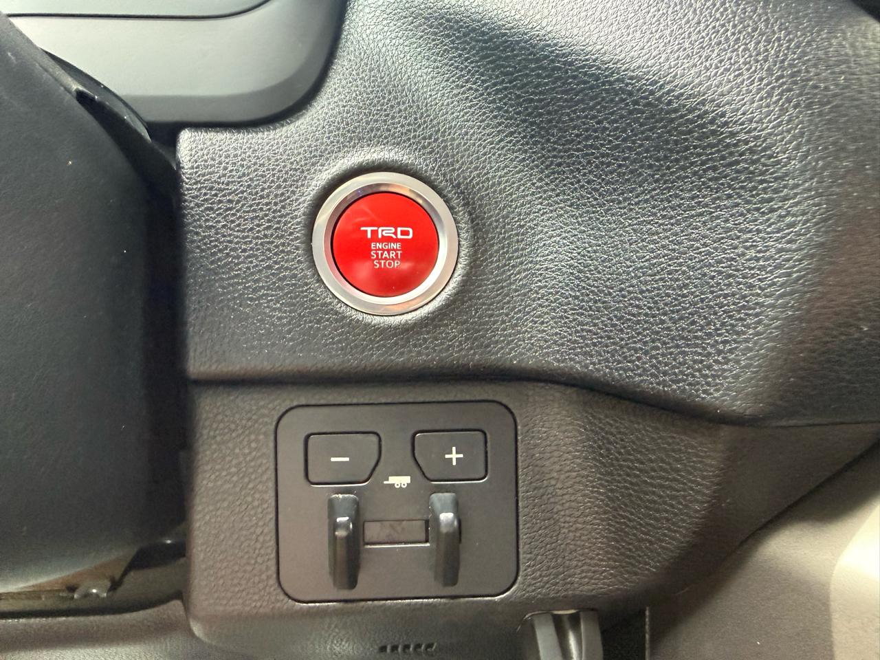 Toyota Tundra 4WD  2023