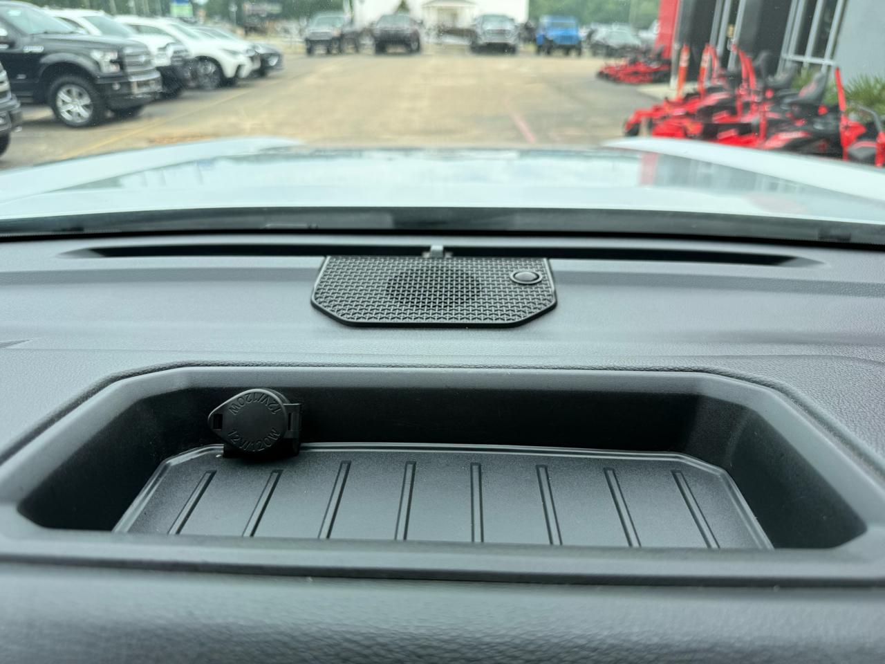 Toyota Tundra 4WD  2023
