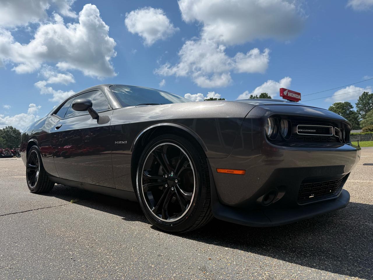 Dodge Challenger R/T RWD 2021