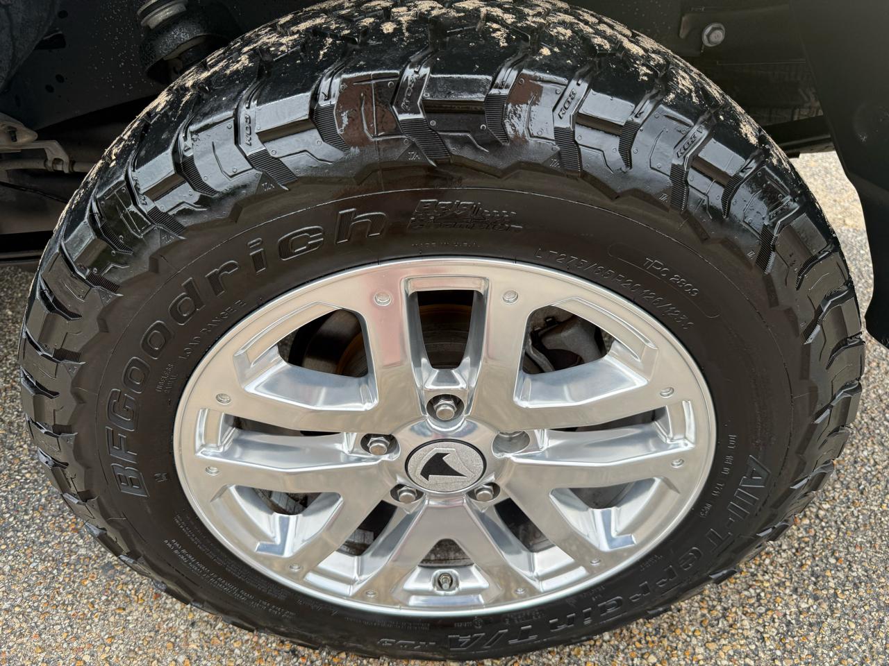 Toyota Tundra 4WD  2021