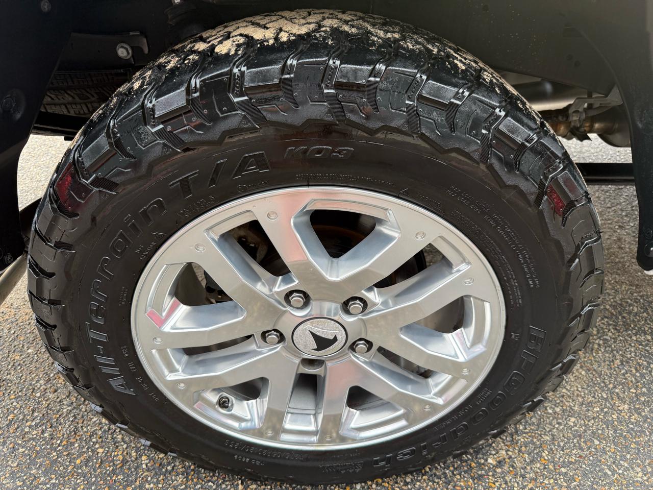 Toyota Tundra 4WD  2021