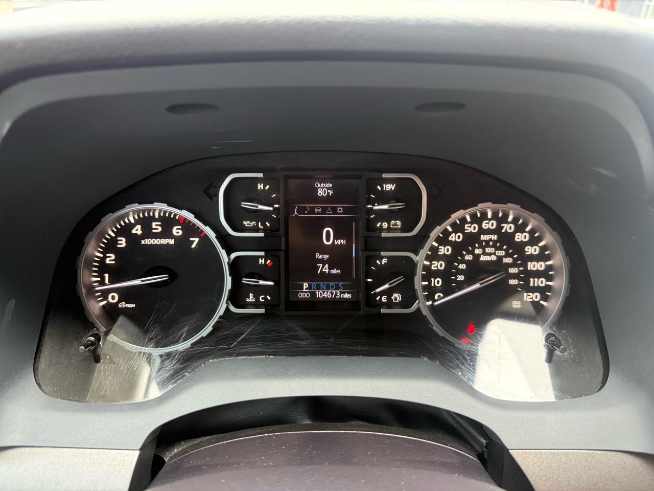 Toyota Tundra 4WD  2021